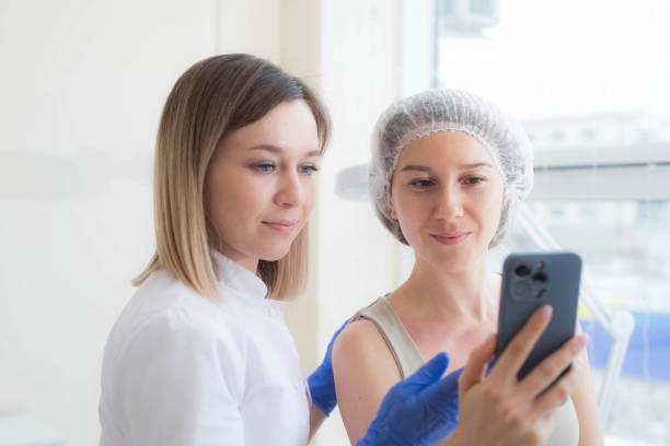 Properly cleansing skin after microneedling: When to wash face post-treatment